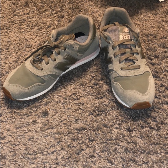 new balance 373 light grey